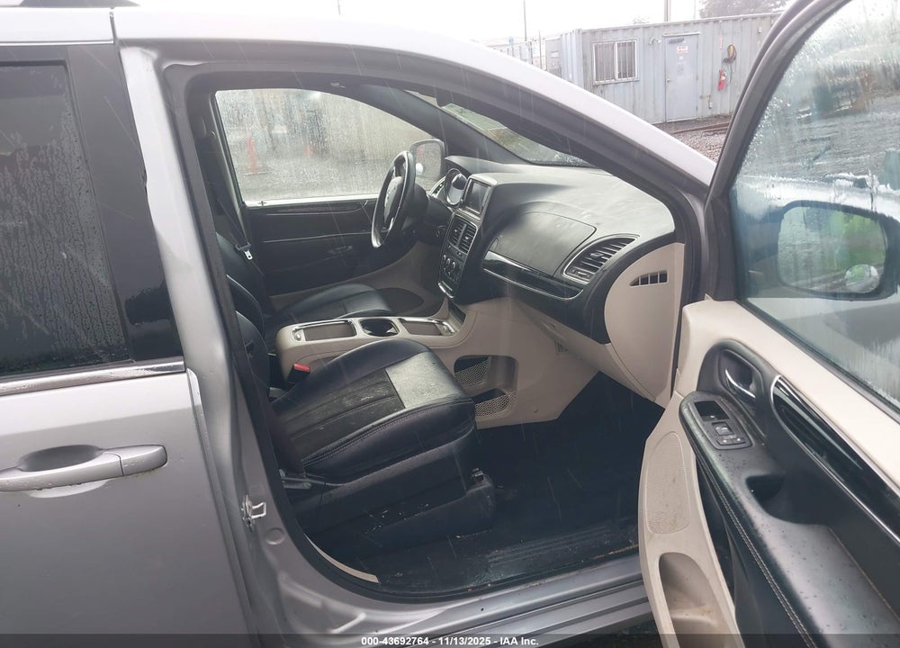 2019 DODGE GRAND CARAVAN SXT VIN: 2C4RDGCG1KR755633
