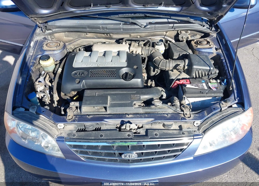 2002 KIA SPECTRA LS VIN: KNAFB121225190970