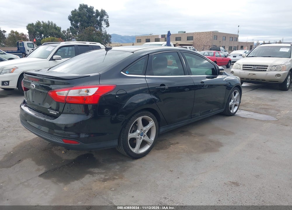 2013 FORD FOCUS TITANIUM VIN: 1FADP3J21DL280696