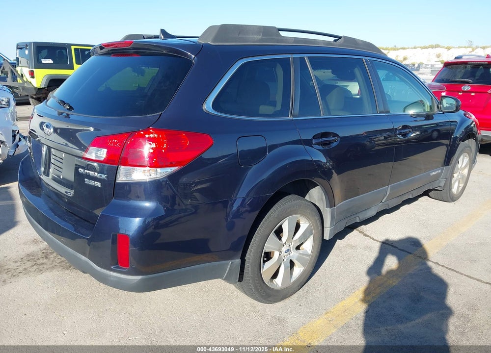 2012 SUBARU OUTBACK 3.6R LIMITED VIN: 4S4BRDKC9C2202370