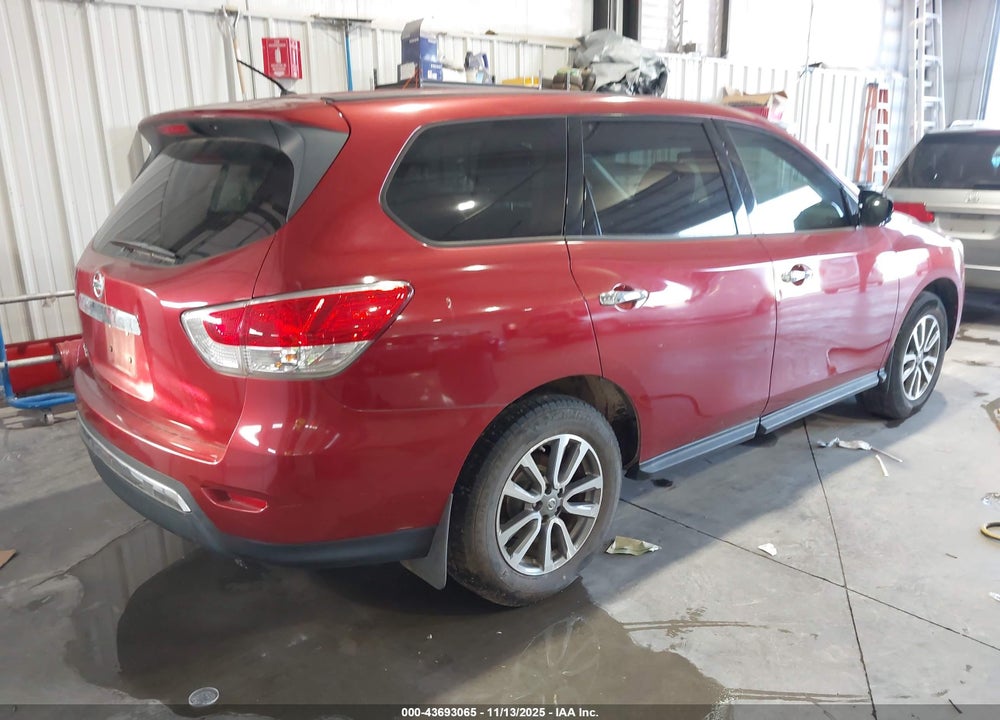 2014 NISSAN PATHFINDER S VIN: 5N1AR2MN5EC605094
