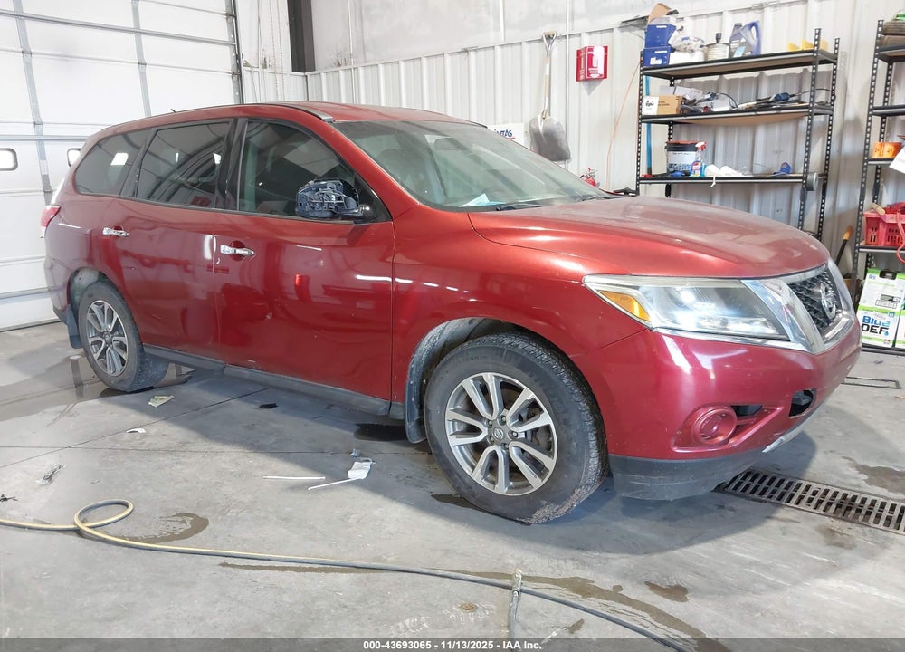 2014 NISSAN PATHFINDER S VIN: 5N1AR2MN5EC605094