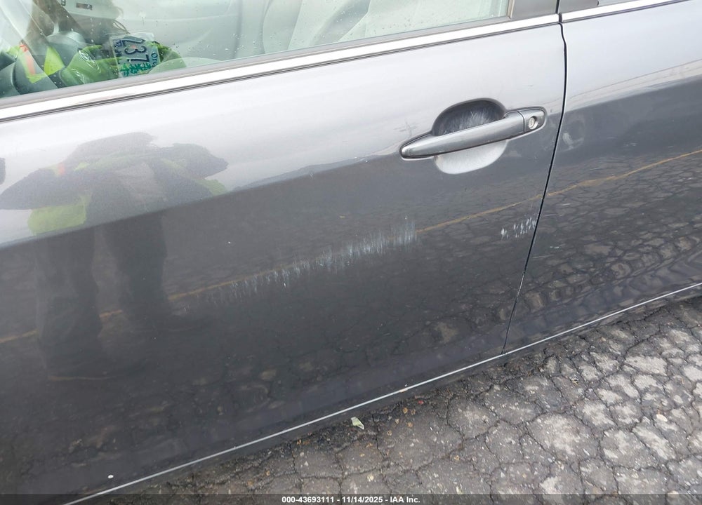 2011 TOYOTA CAMRY LE VIN: 4T1BF3EK3BU737980