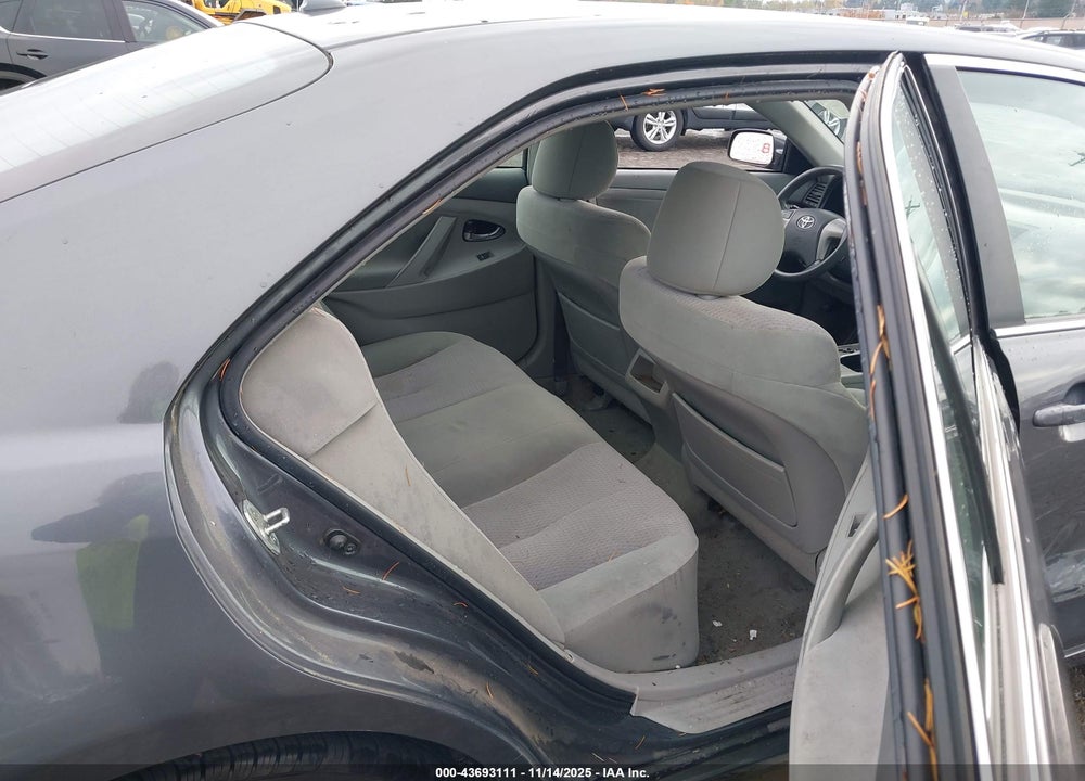 2011 TOYOTA CAMRY LE VIN: 4T1BF3EK3BU737980