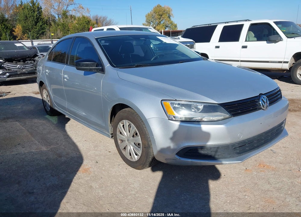 2014 VOLKSWAGEN JETTA 2.0L S VIN: 3VW2K7AJ0EM311657