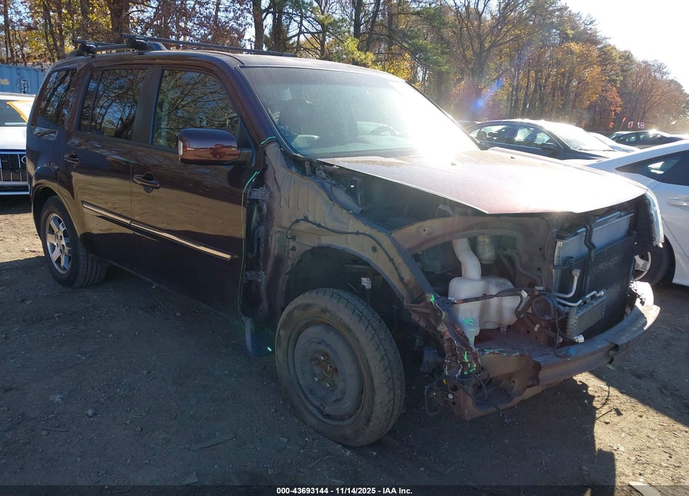 2010 HONDA PILOT TOURING VIN: 5FNYF4H89AB030653