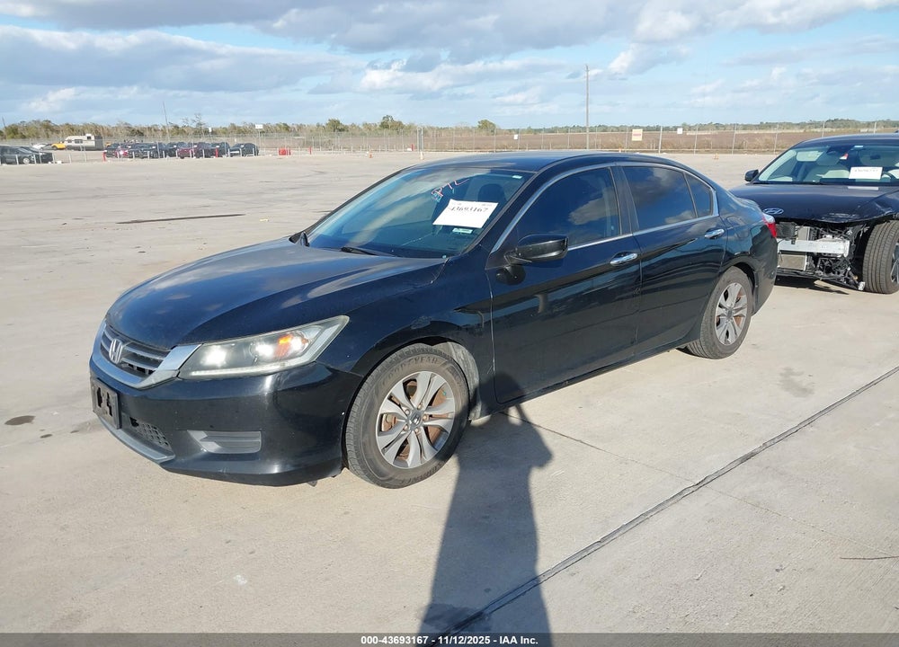 2015 HONDA ACCORD LX VIN: 1HGCR2F38FA130273