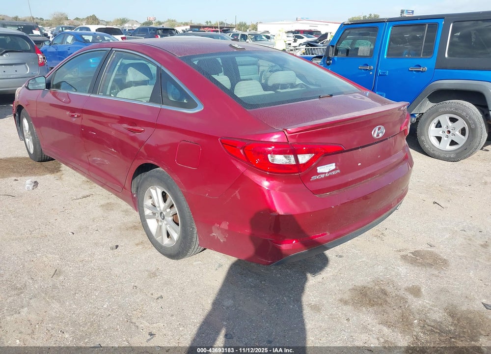 2015 HYUNDAI SONATA SE VIN: 5NPE24AF3FH204295