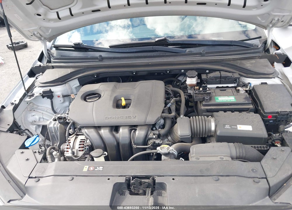 2019 HYUNDAI ELANTRA VIN: KMHD74LF5KU861119