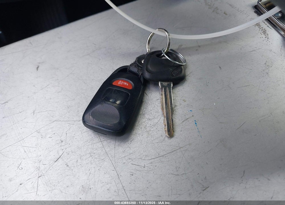 2019 HYUNDAI ELANTRA VIN: KMHD74LF5KU861119