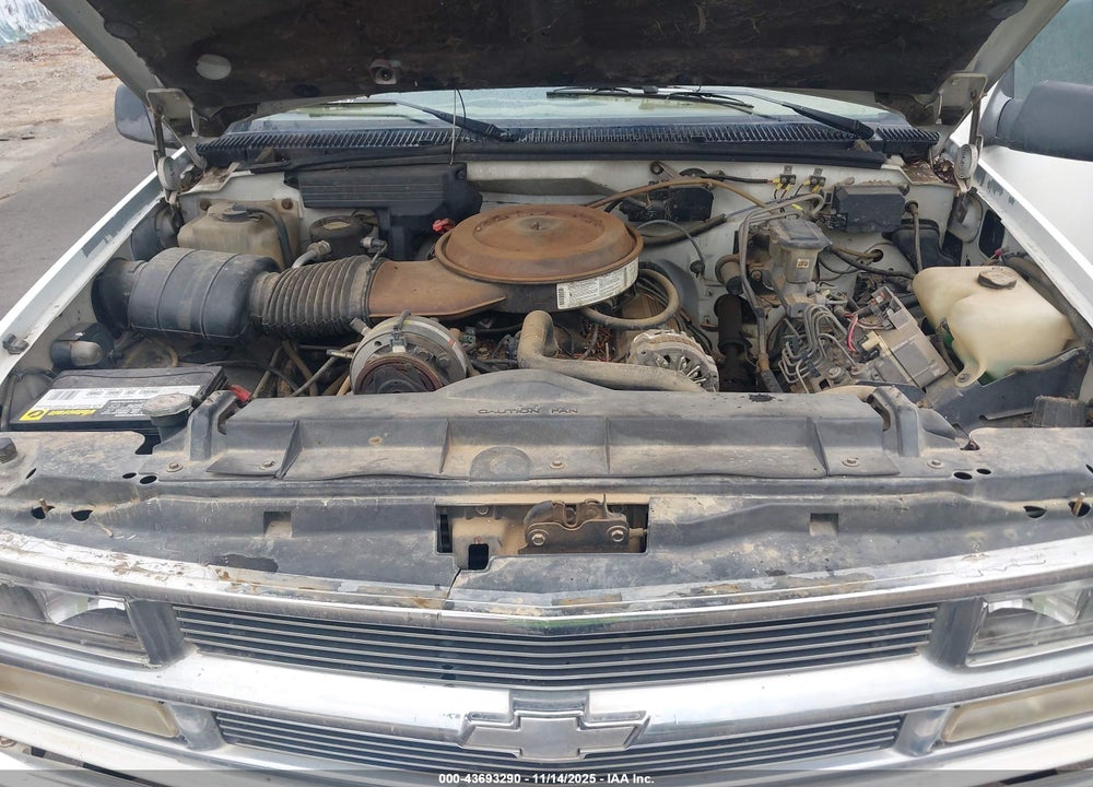 1994 CHEVROLET SUBURBAN C2500 VIN: 1GNGC26N8RJ345778