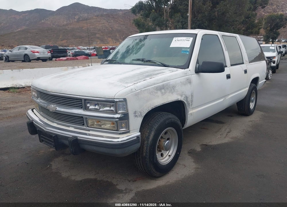 1994 CHEVROLET SUBURBAN C2500 VIN: 1GNGC26N8RJ345778