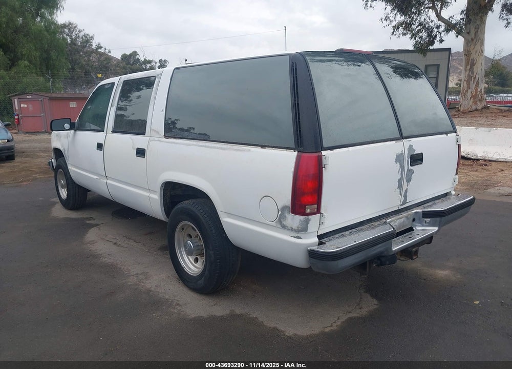 1994 CHEVROLET SUBURBAN C2500 VIN: 1GNGC26N8RJ345778