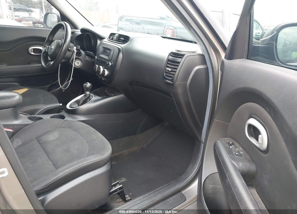 2014 KIA SOUL VIN: KNDJN2A21E7093191