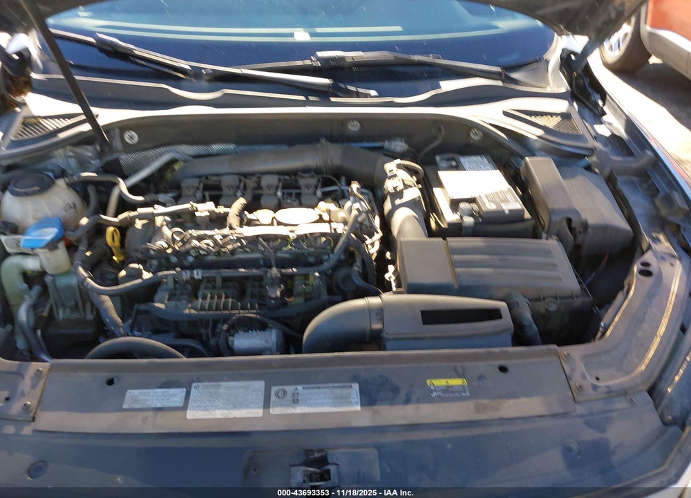2018 VOLKSWAGEN PASSAT 2.0T R-LINE/2.0T S VIN: 1VWAA7A3XJC019963