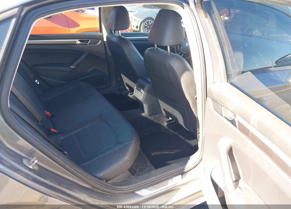 2018 VOLKSWAGEN PASSAT 2.0T R-LINE/2.0T S VIN: 1VWAA7A3XJC019963
