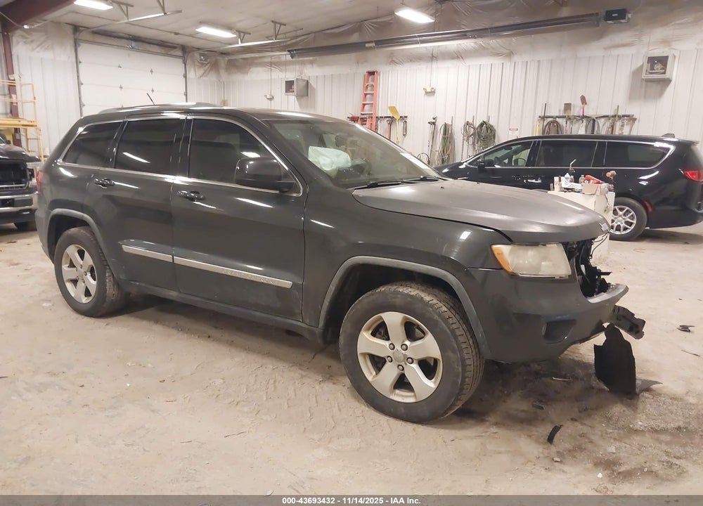 2011 JEEP GRAND CHEROKEE LAREDO VIN: 1J4RR4GG4BC737673