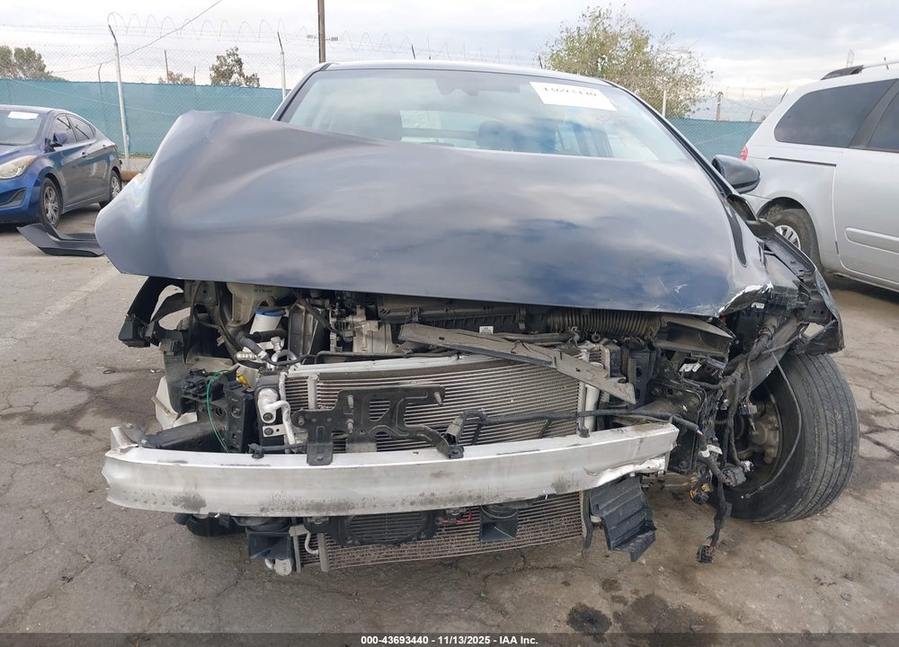 2019 HYUNDAI IONIQ HYBRID SEL VIN: KMHC75LC4KU132844