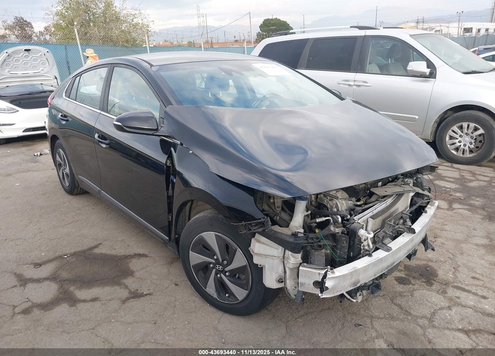 2019 HYUNDAI IONIQ HYBRID SEL VIN: KMHC75LC4KU132844