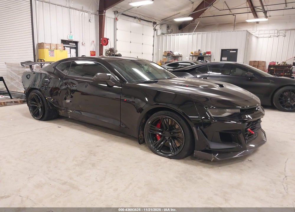 2021 CHEVROLET CAMARO RWD  ZL1 VIN: 1G1FK1R6XM0139083