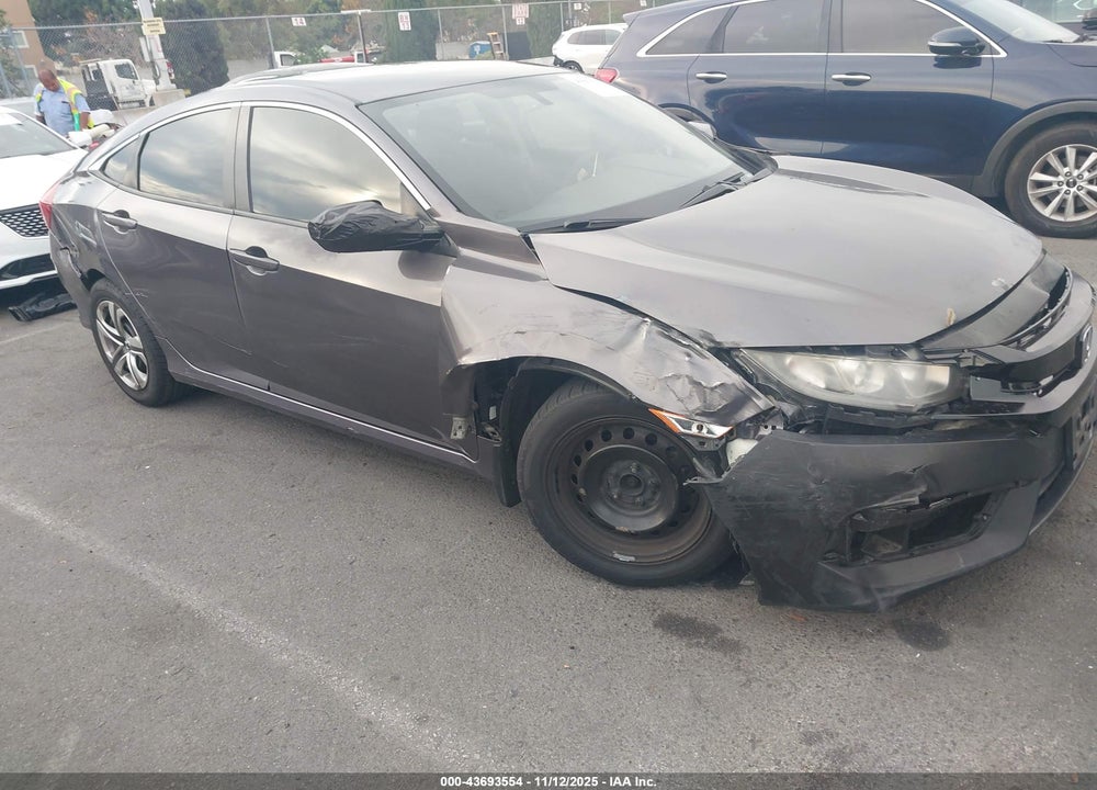2017 HONDA CIVIC LX VIN: 2HGFC2F57HH518017