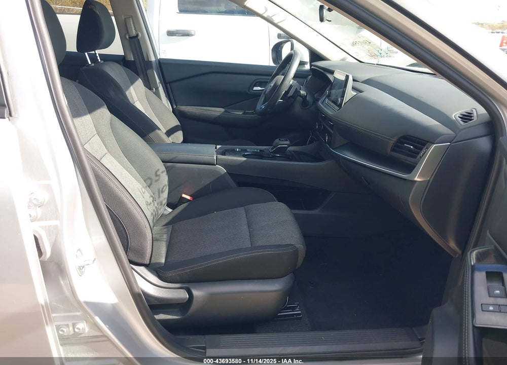 2024 NISSAN ROGUE VIN: 5N1BT3BA7RC757461