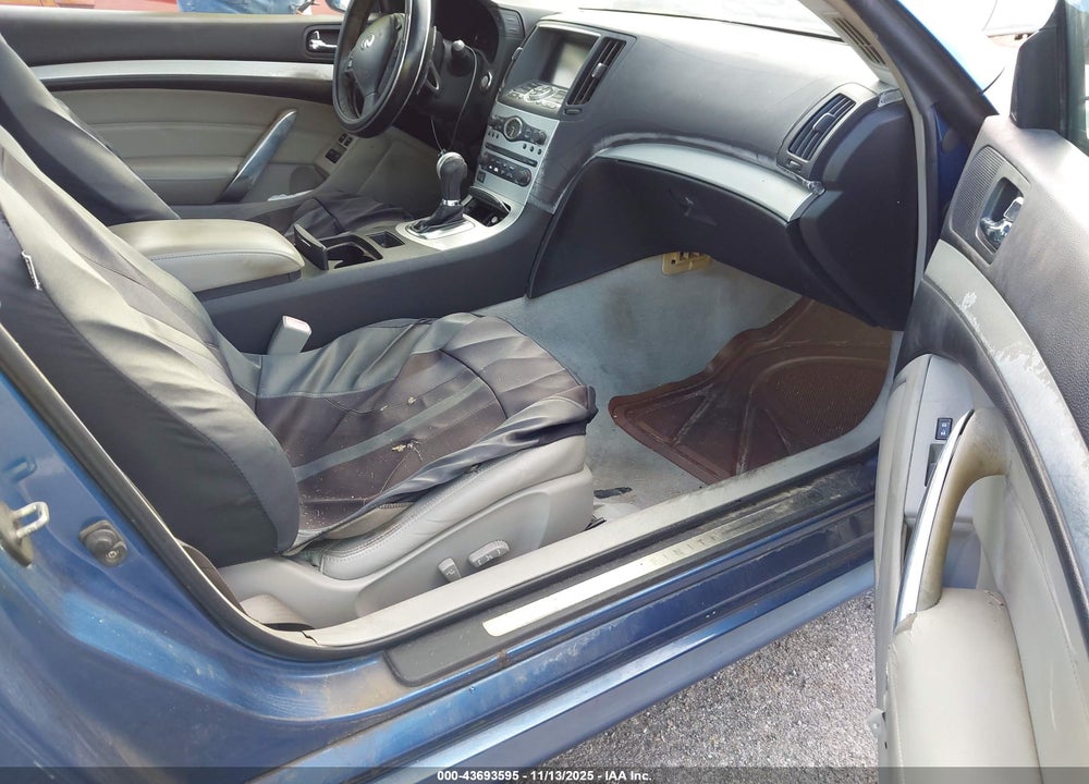 2008 INFINITI G37 VIN: JNKCV64E78M126558