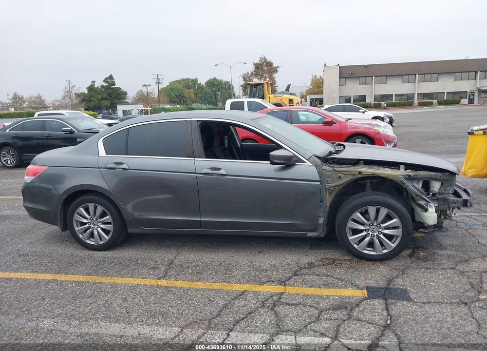 2009 HONDA ACCORD VIN: 1HGCP26399A156231