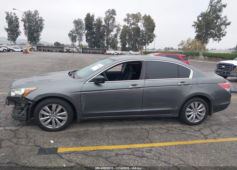 2009 HONDA ACCORD VIN: 1HGCP26399A156231