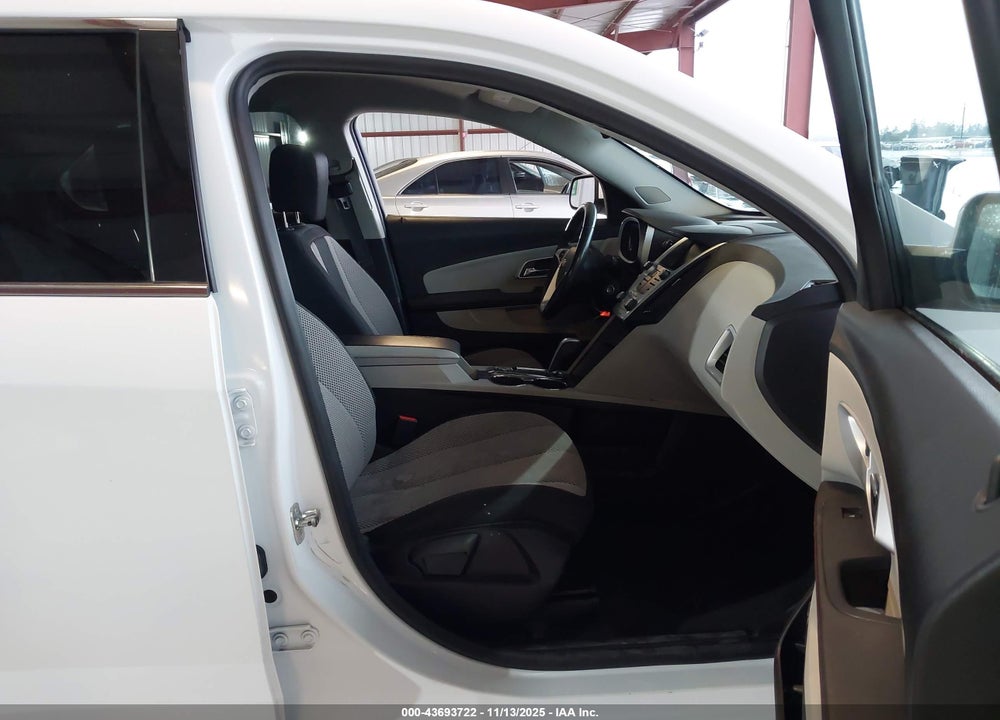 2015 CHEVROLET EQUINOX 1LT VIN: 2GNFLBE34F6340520