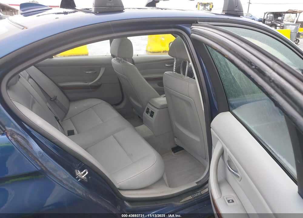 2011 BMW 328I VIN: WBAPH7C55BE678057
