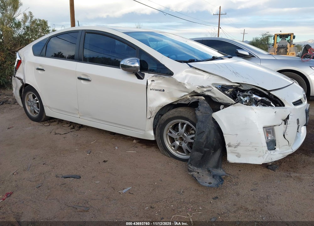 2011 TOYOTA PRIUS TWO VIN: JTDKN3DUXB5360908