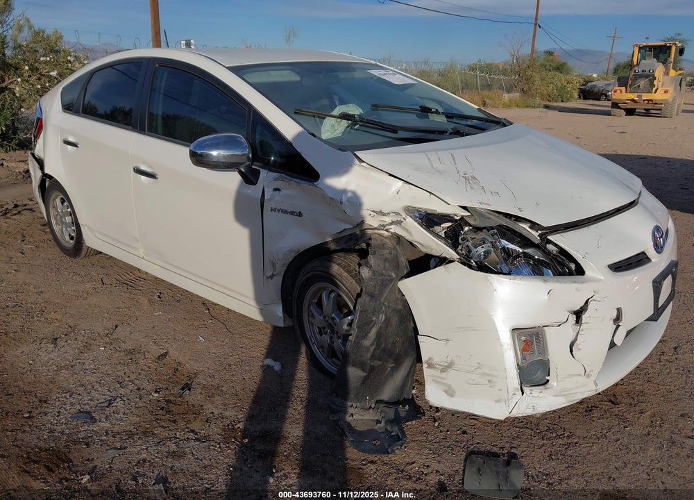 2011 TOYOTA PRIUS TWO VIN: JTDKN3DUXB5360908
