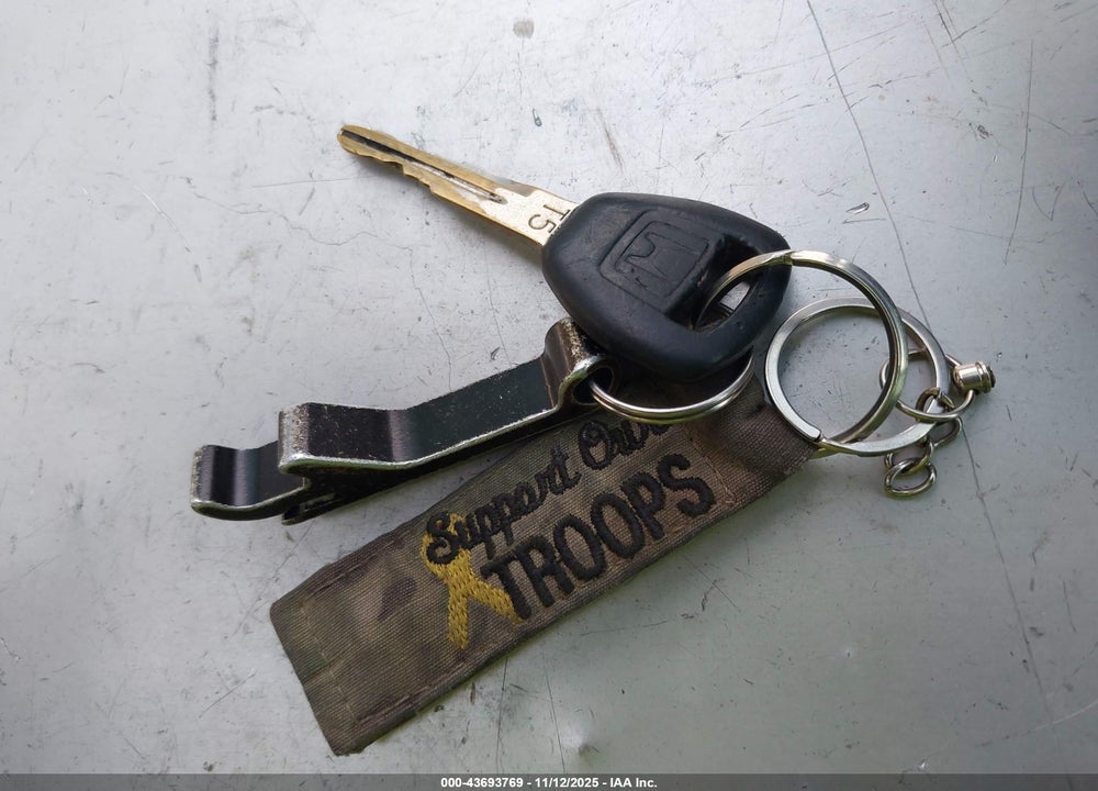 2002 HONDA ACCORD 2.3 EX VIN: 1HGCG55622A020476