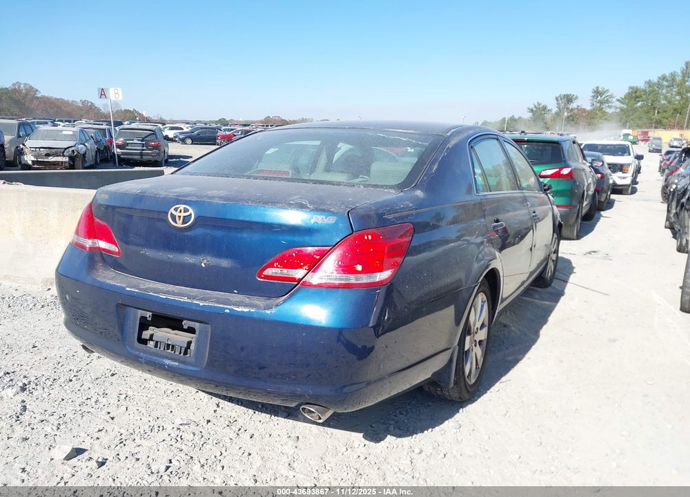 2005 TOYOTA AVALON XLS VIN: 4T1BK36B15U030116