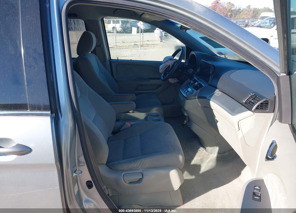 2009 HONDA ODYSSEY EX VIN: 5FNRL384X9B029625