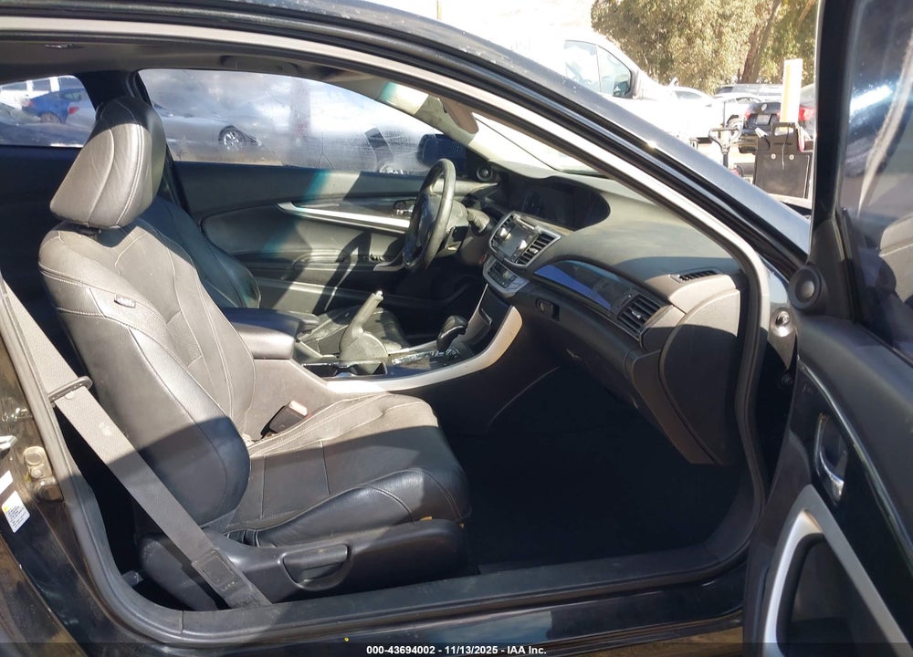 2014 HONDA ACCORD EX-L VIN: 1HGCT1B84EA008621