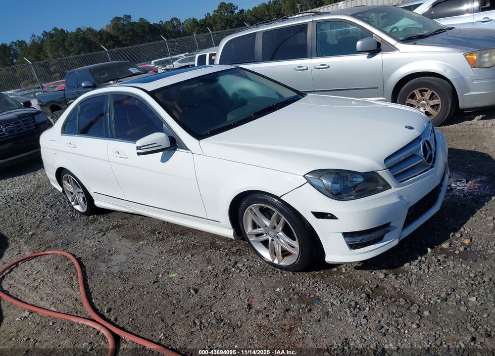 2013 MERCEDES-BENZ C 250 SPORT VIN: WDDGF4HB3DR265545