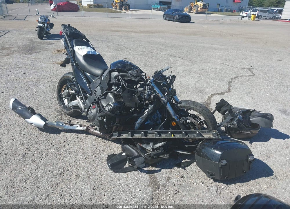 2014 KAWASAKI ZG1400 C VIN: JKBZGNC11EA024240