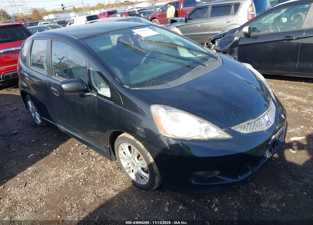 2009 HONDA FIT SPORT VIN: JHMGE88489S003718