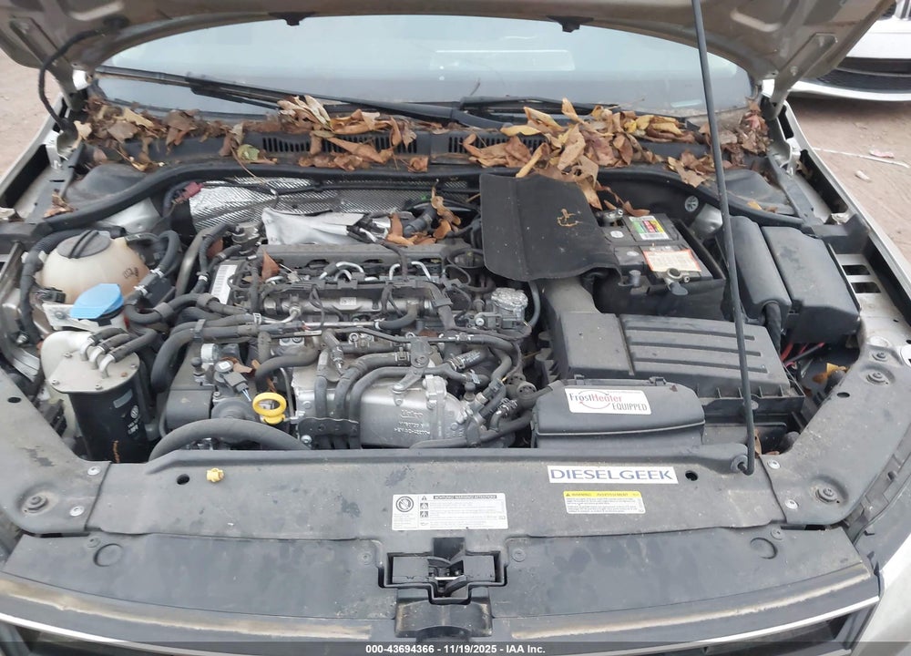 2015 VOLKSWAGEN JETTA VIN: 3VW3A7AJ4FM292670