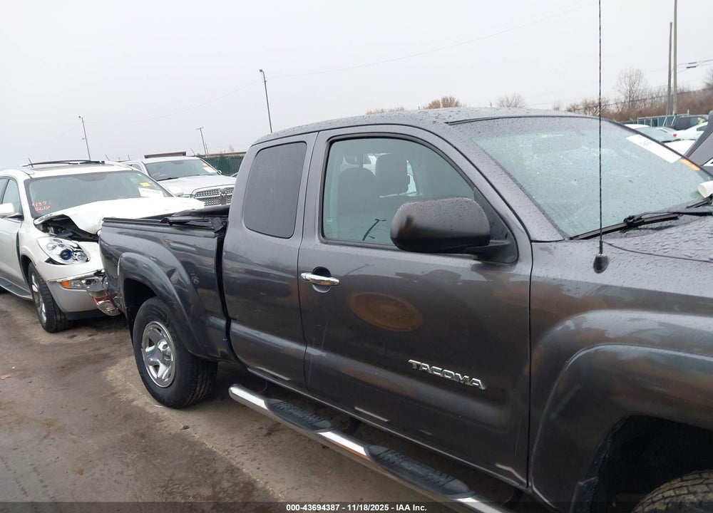 2015 TOYOTA TACOMA BASE V6 VIN: 5TFUU4EN1FX110315