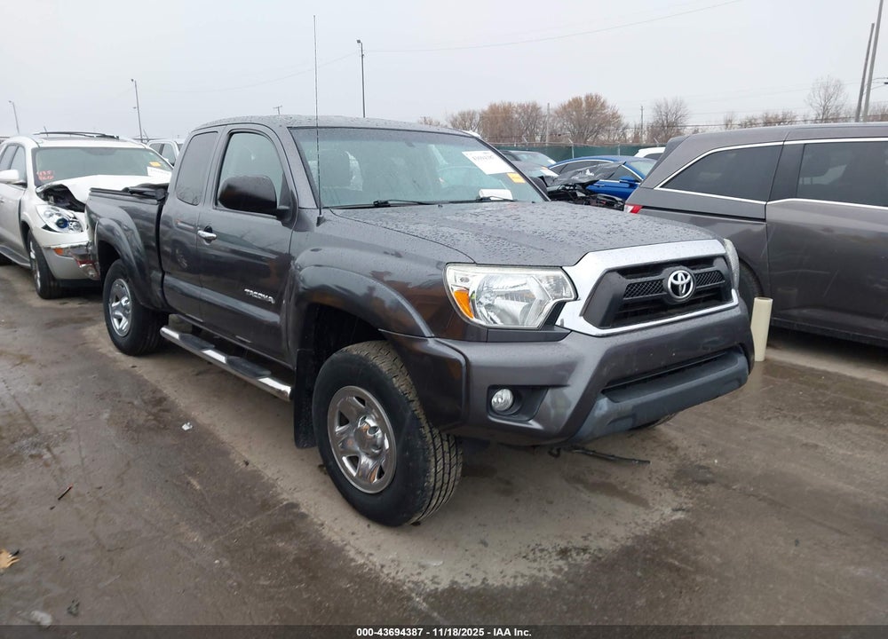 2015 TOYOTA TACOMA BASE V6 VIN: 5TFUU4EN1FX110315