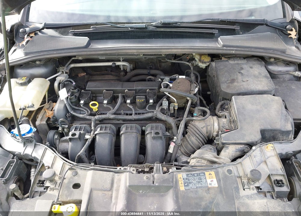 2015 FORD FOCUS VIN: 1FADP3F2XFL239219