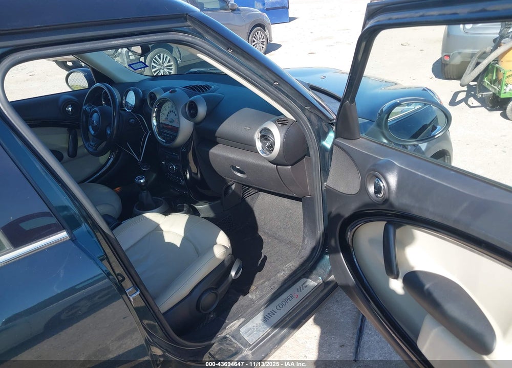 2012 MINI COOPER S COUNTRYMAN VIN: WMWZC5C56CWM11856