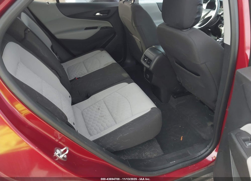 2018 CHEVROLET EQUINOX LT VIN: 2GNAXKEX6J6221314