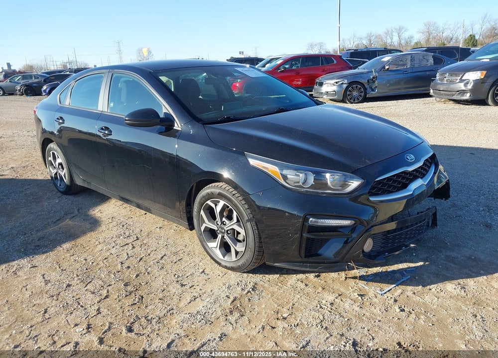 2019 KIA FORTE LXS VIN: 3KPF24AD1KE086166