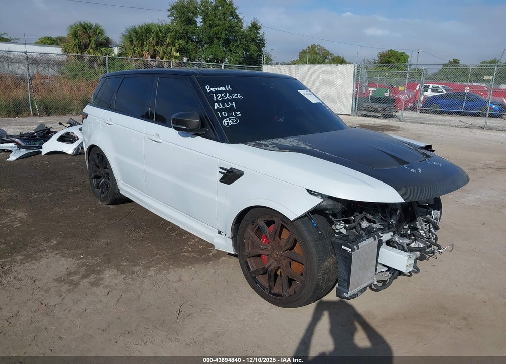2020 LAND ROVER RANGE ROVER SPORT SVR VIN: SALWZ2RE3LA725626