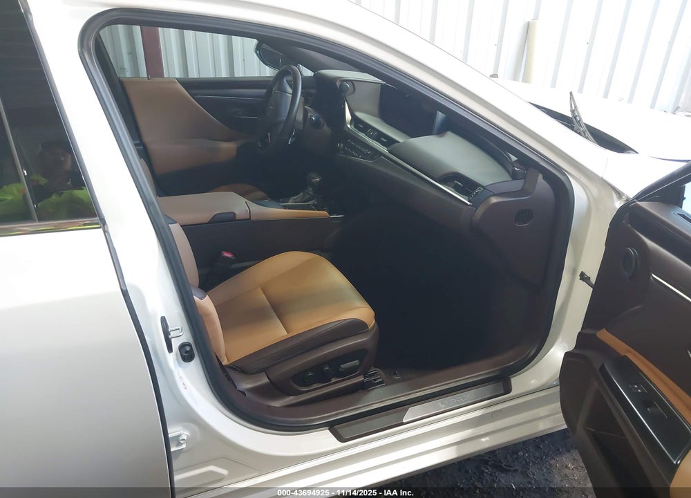 2019 LEXUS ES 350 VIN: 58ABZ1B13KU043483
