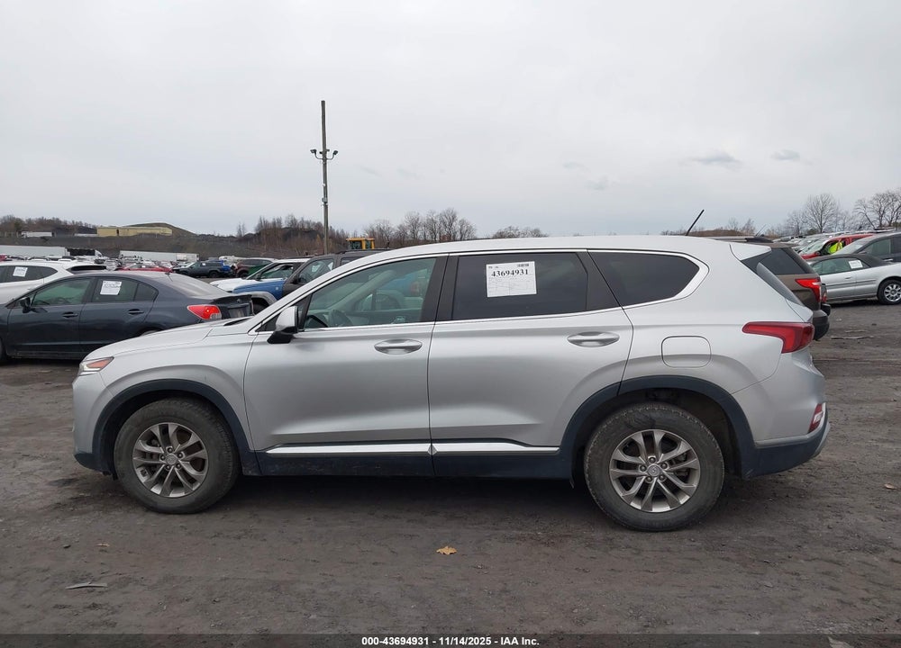 2019 HYUNDAI SANTA FE VIN: 5NMS2CAD7KH054274